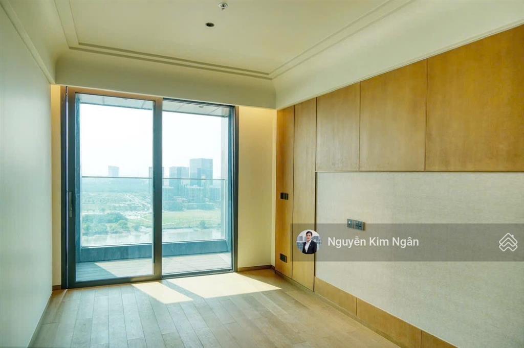 Cần tiền bán lỗ 8 tỷ 2pn  88m2 giá 36 tỷ trực diện sông saigon tòa sea  jw marriott