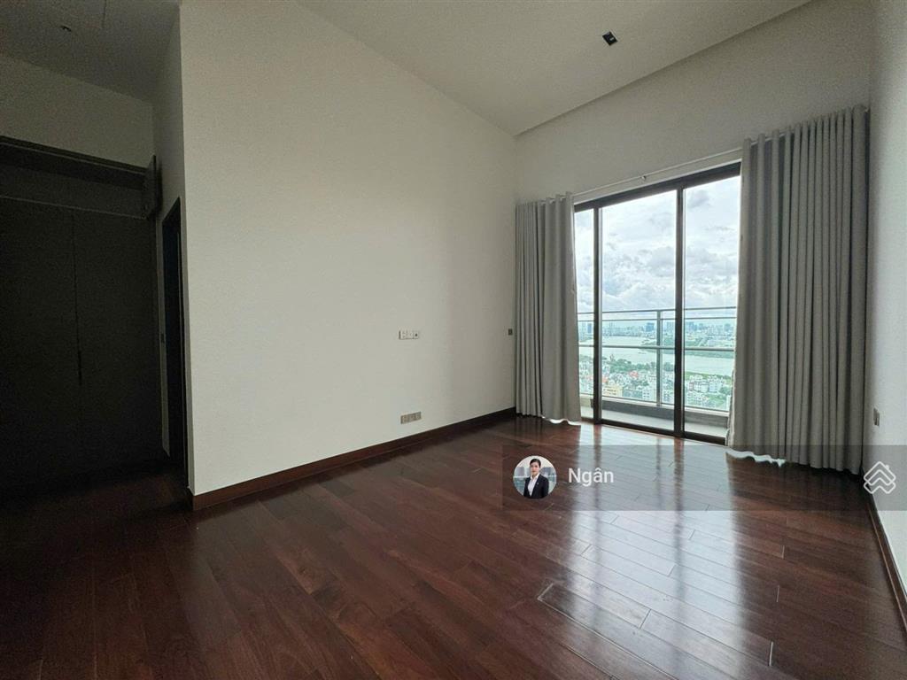 Bán căn pool villa 3pn  4wc  220m2 tại define chỉ 34,9tỷ