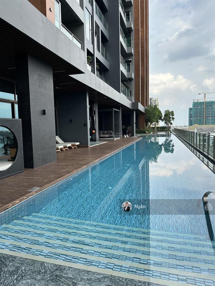 Bán căn pool villa 3pn  4wc  220m2 tại define chỉ 34,9tỷ