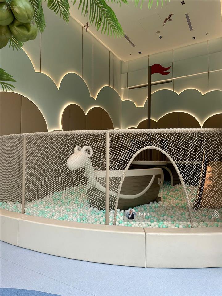 Bán căn pool villa 3pn  4wc  220m2 tại define chỉ 34,9tỷ