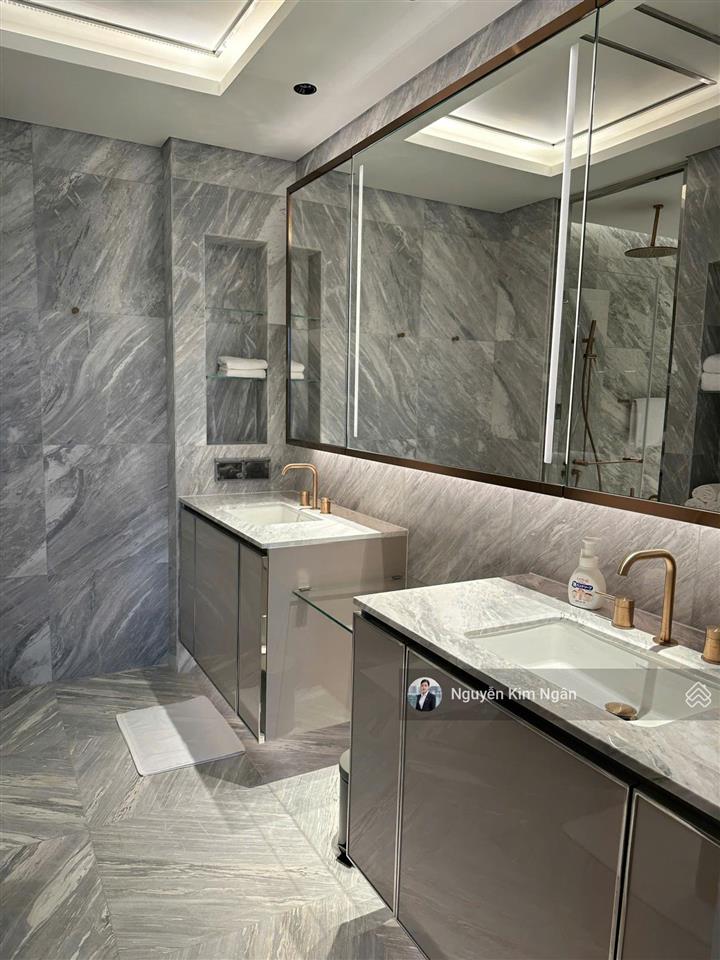 Bán căn 3pn  121m2 giá 62 tỷ allin tòa sea tại grand marina saigon