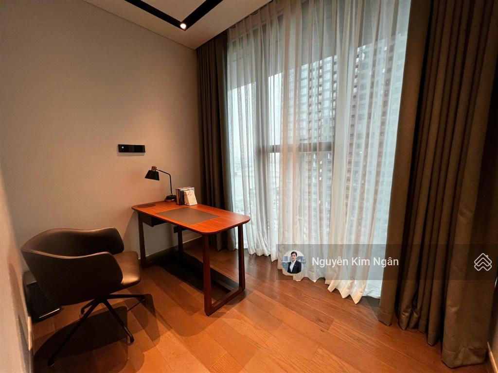 Bán căn 2pn  72m2  giá 23,7 tỷ all in đã có sổ hồng tại grand marina saigon