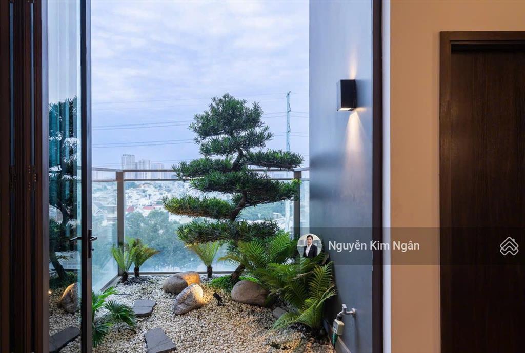 Kim ngân define  cho thuê căn 3pn  4wc  220m2, 123tr/tháng full nội thất cao cấp