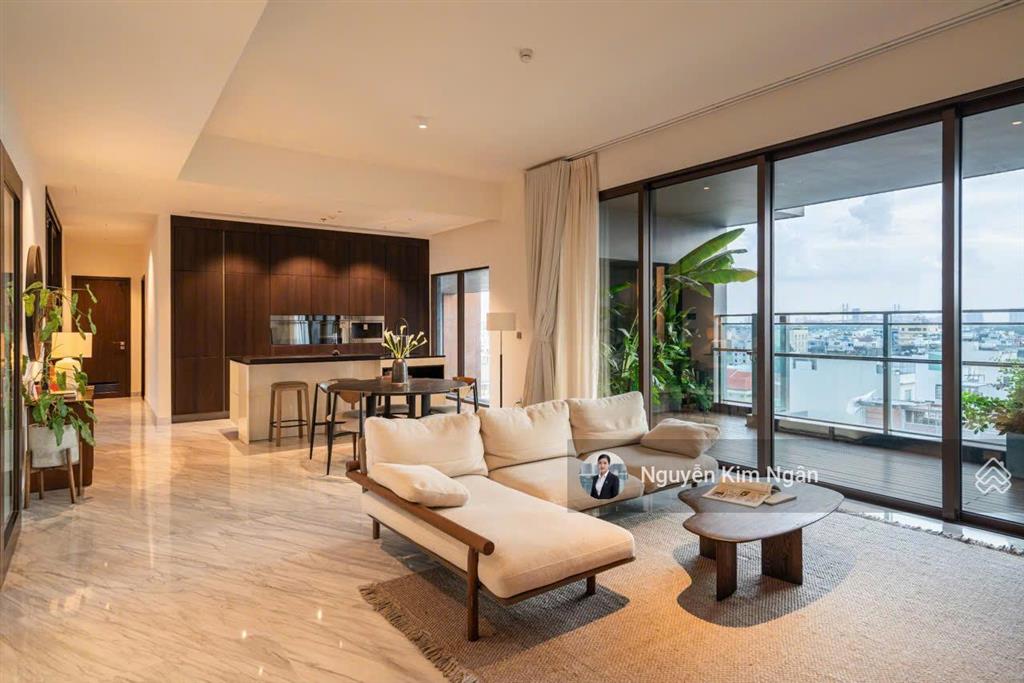 Kim ngân define  cho thuê căn 3pn  4wc  220m2, 123tr/tháng full nội thất cao cấp