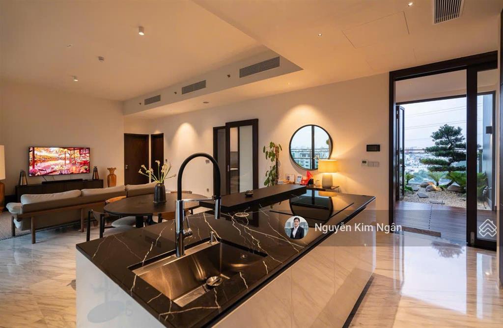Kim ngân define  cho thuê căn 3pn  4wc  220m2, 123tr/tháng full nội thất cao cấp