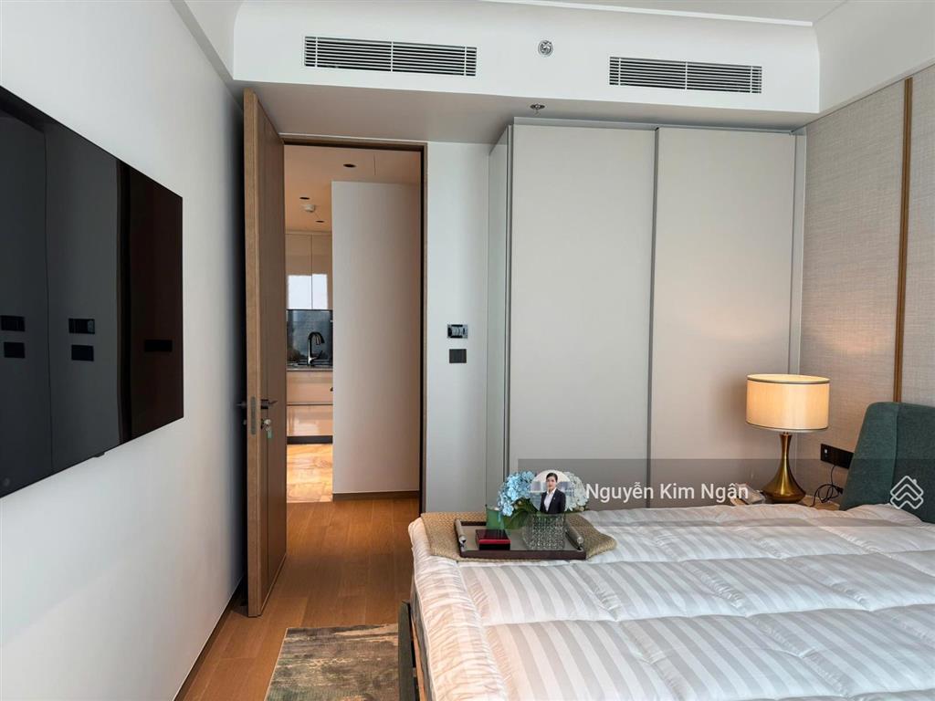 Bán căn 1pn  62,7m² giá 28 tỷ trực diện sông tòa sea  jw marriott