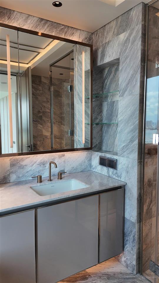 Bán căn 1pn  62,7m² giá 28 tỷ trực diện sông tòa sea  jw marriott