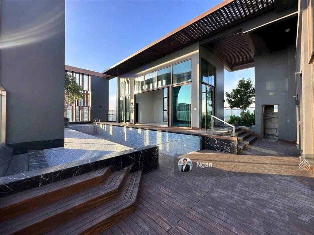 Kim ngân define  bán penthouse 570m2 với 8pn 10wc có 2 hồ bơi riêng trong nhà tại define