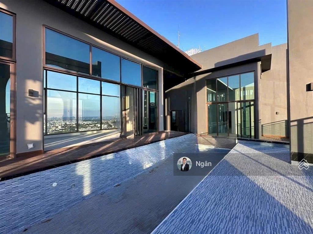 Kim ngân define  bán penthouse 570m2 với 8pn 10wc có 2 hồ bơi riêng trong nhà tại define