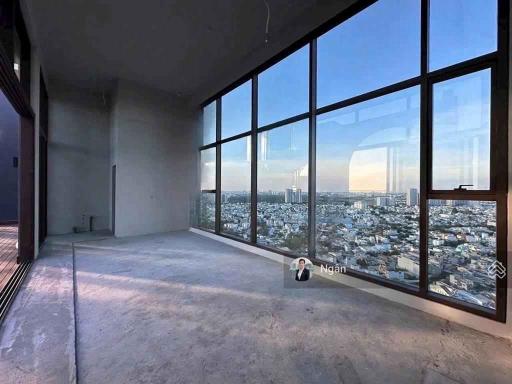 Kim ngân define  bán penthouse 570m2 với 8pn 10wc có 2 hồ bơi riêng trong nhà tại define