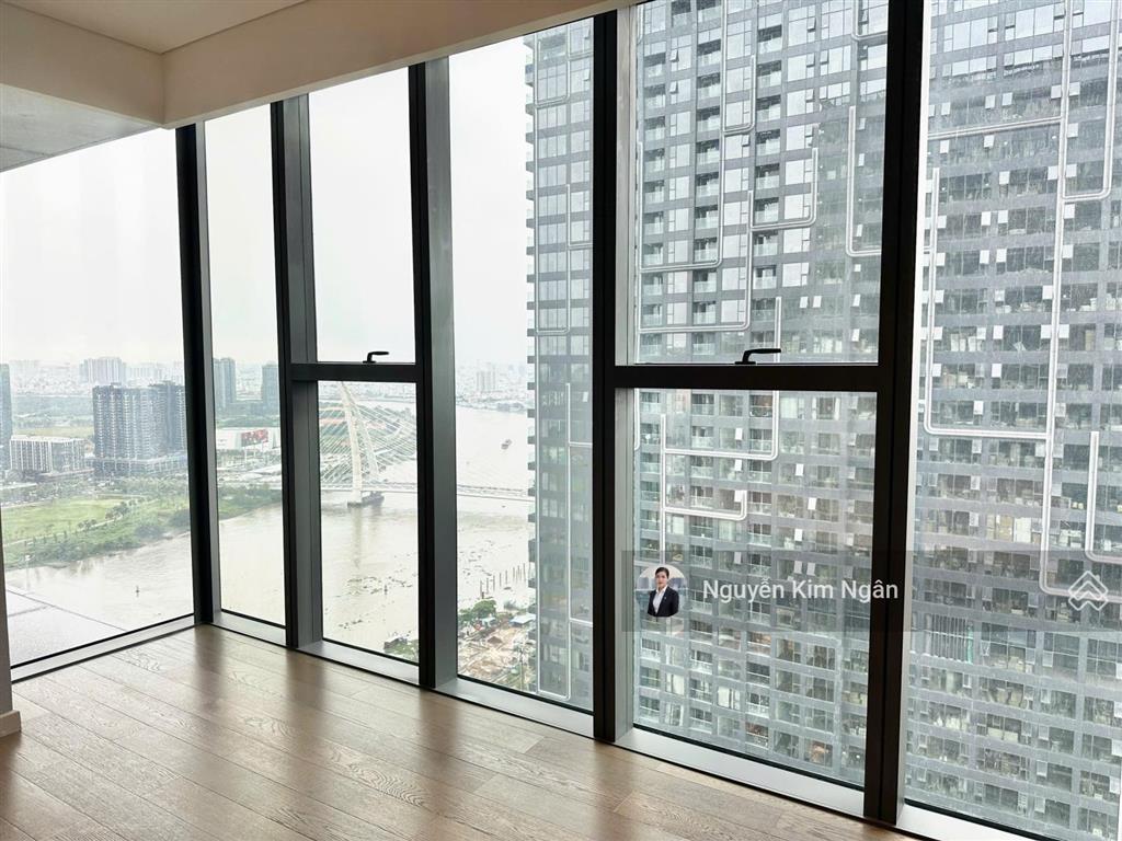 Thu hồi vốn bán gấp căn dualkey 3pn  3wc giá 55tỷ all in 166m² tại grand marina saigon