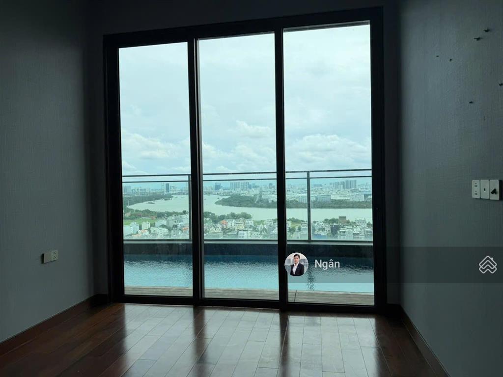 Kim ngân define  bán căn poolvilla 4pn  6wc  325m2 chỉ 47.9 tỷ allin