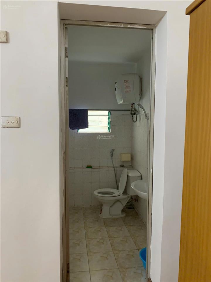 Cho thuê nhà riêng, 42m2 x 2 tầng, trung tâm hà nội