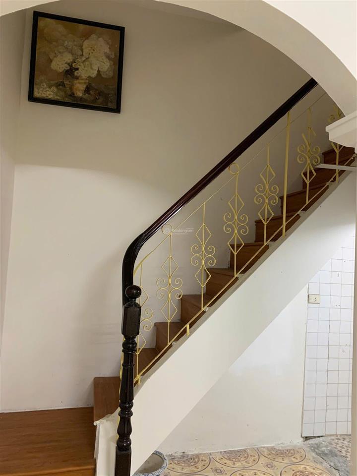 Cho thuê nhà riêng, 42m2 x 2 tầng, trung tâm hà nội
