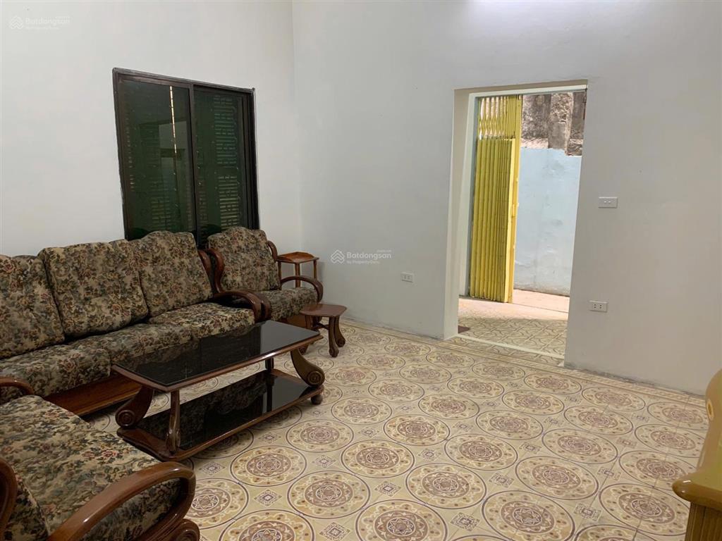 Cho thuê nhà riêng, 42m2 x 2 tầng, trung tâm hà nội