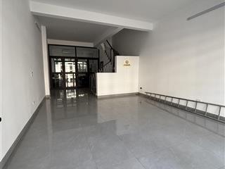 Cho thuê nhà riêng ngõ 37 phố nguyễn thị định, phường yên hoà, hn.