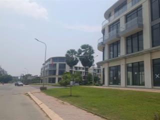 Bán nhanh đất 2 mặt tiền bưng ông thoàn  xây dựng 6 tầng