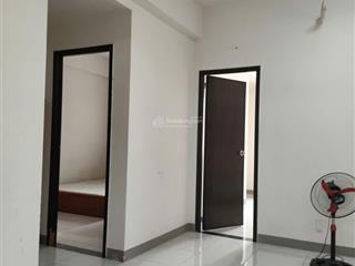 Cho thuê căn hộ 2pn, 2wc tại sky 9  giá 7,5 triệu vnd