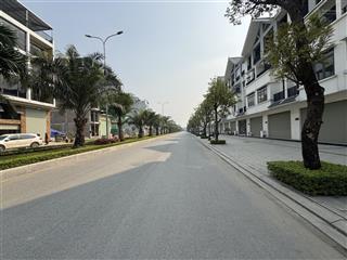 Liền kề mặt đường 30m nối đường vđ3.5 khu đô thị hinoderoyal park di trạc hoài đức