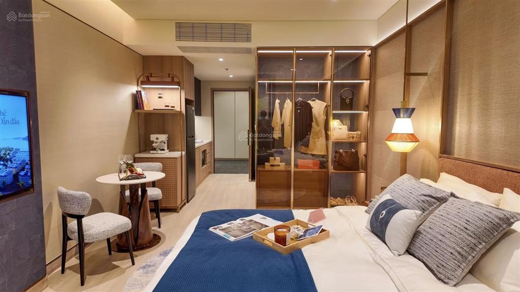 Bán căn hộ view biển, hồ nhạc nức toà icon40 đường hoàng quốc việt bãi cháy hạ long