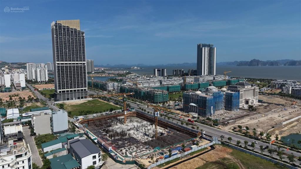 View biển hứng mát, căn hộ skym, bãi cháy, hạ long
