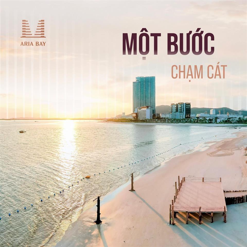 Căn hộ tòa aria bay sát bãi tắm marina hạ long, ban công đn view vịnh kỳ quang