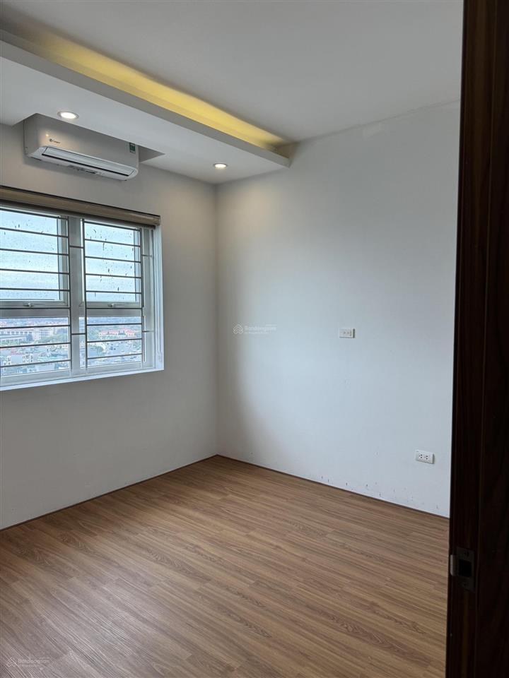Chung cư đầu tư, nội thất đẹp, tầng trung, view cực đẹp