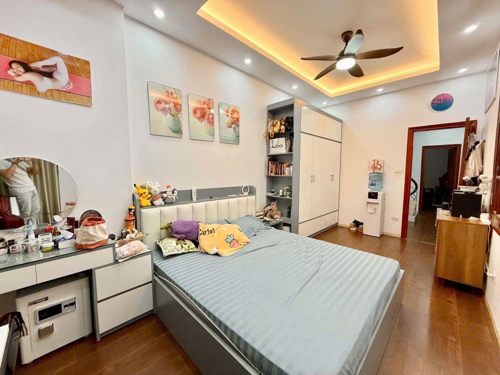 Bán nhà phân lô phố Thái Hà 33m2, 5T, MT3.8m vỉa hè ô tô tránh nhỉnh 13 tỷ VIP Đống Đa 