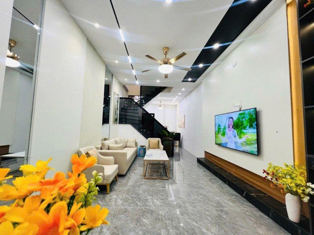 Bán nhà phố Hoàng Văn Thái 45m2, 5 tầng cực đẹp, mặt tiền 4m ô tô 2 thoáng giá 14 tỷ 