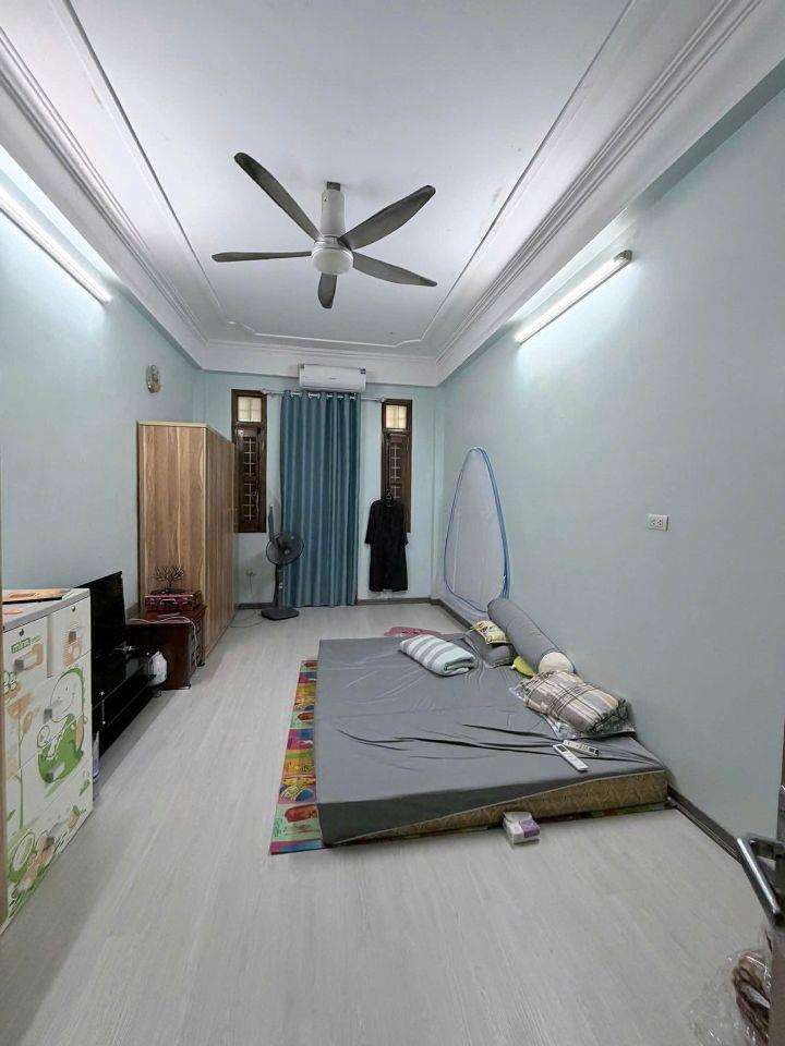 Bán nhà phố Xã Đàn 55m2, 4 tầng đẹp 2 thoáng chỉ 11.6 tỷ trung tâm quận Đống Đa 