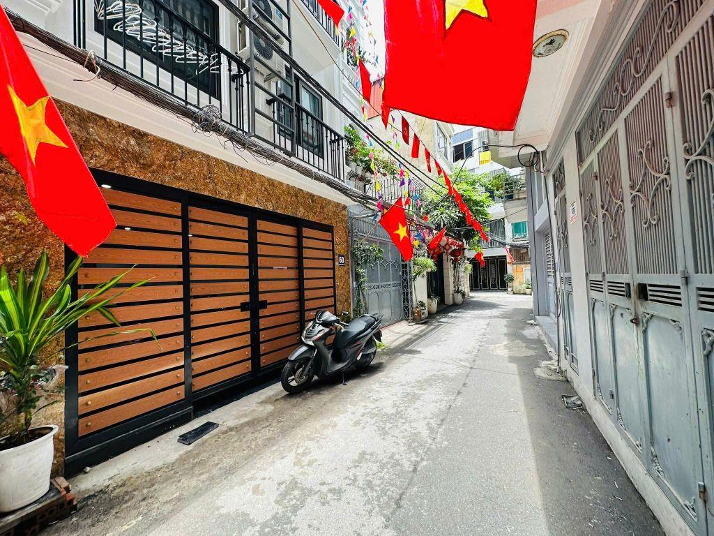 Tòa căn hộ phố Khương Trung 96m2, 8T, MT5m ô tô qua 2 mặt thoáng dòng tiền 160tr/tháng