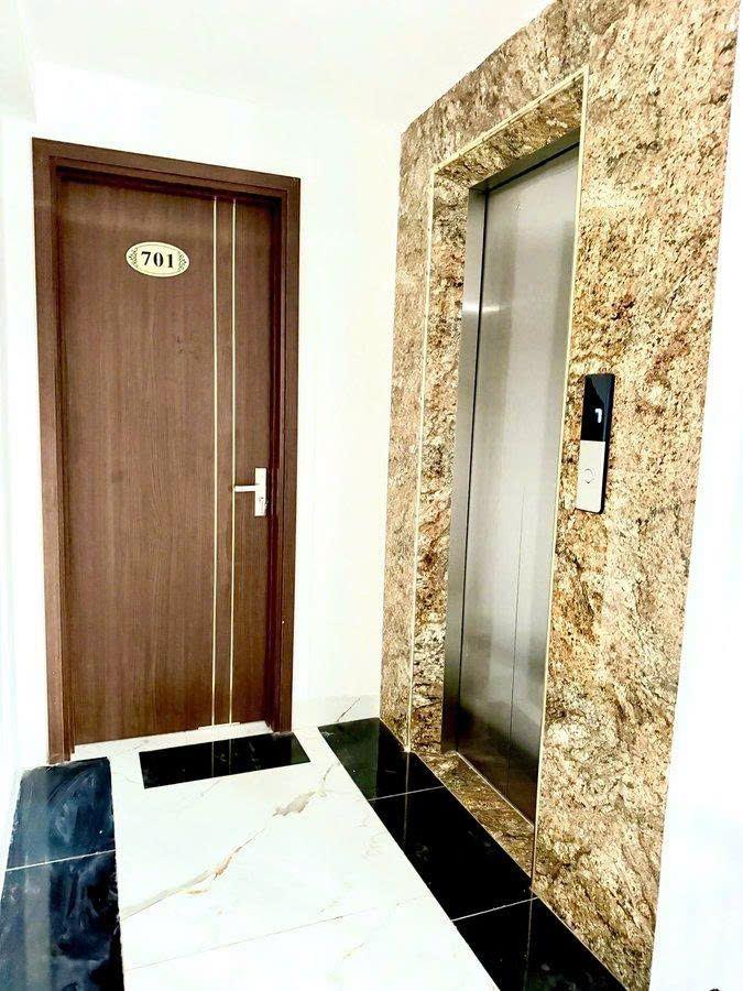 Bán nhà Đường Láng 56m2, 7T thang máy đẹp long lanh dòng tiền 900tr/năm ô tô VF3 đỗ cửa