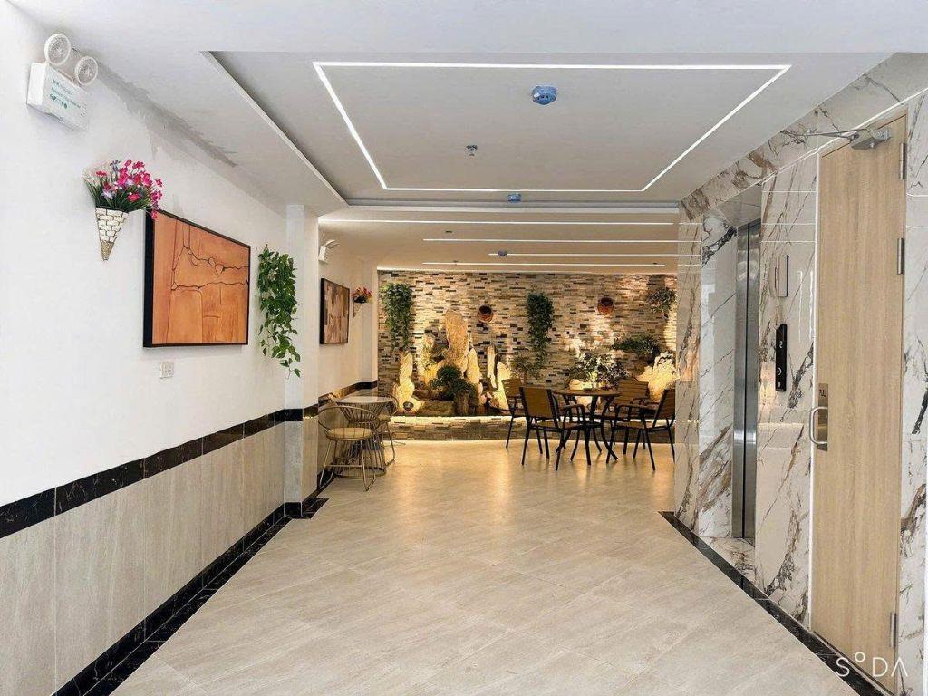 Siêu phẩm Nguyễn Ngọc Vũ 60m2, 7T thang máy cực đẹp, MT4.8m tòa dòng tiền 100tr/tháng 