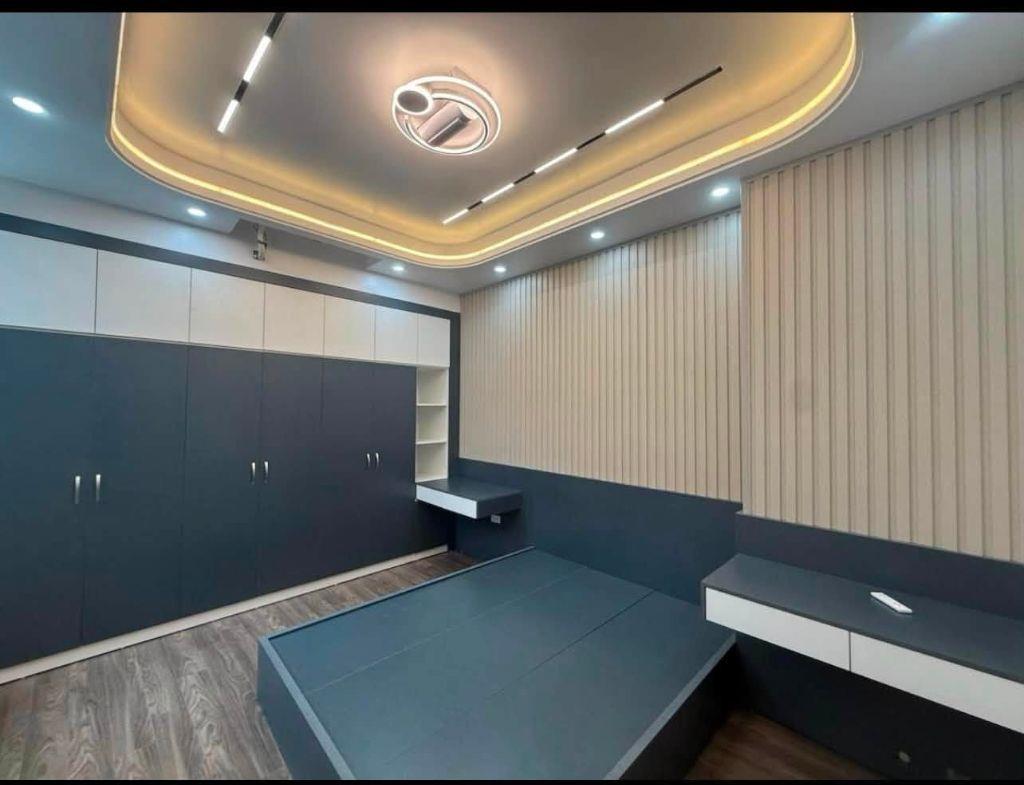 Siêu phẩm phố Hào Nam 33m2, 6T thang máy, mới đẹp long lanh nhỉnh 10 tỷ gần Vành Đai 1