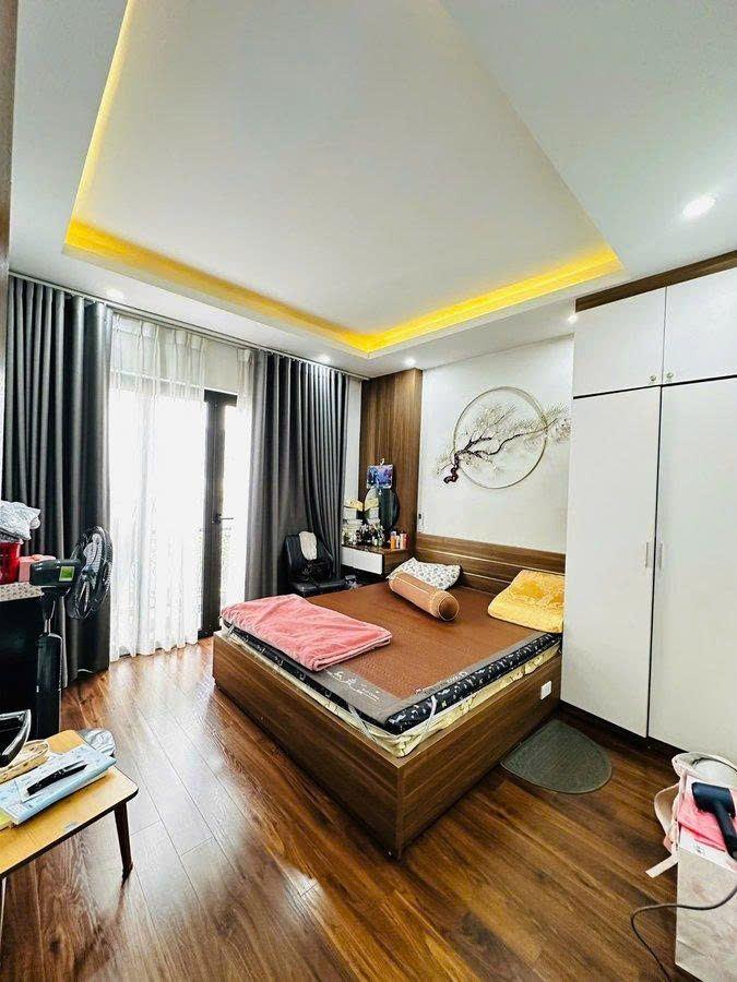 Bán nhà Khương Đình 39m2, 5T, MT3.8m Gara ô tô tránh giá 11 tỷ gần Vành Đai 2.5