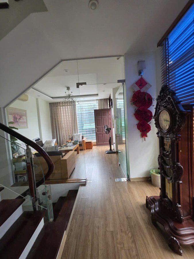 Bán nhà phố Hoàng Văn Thái 50m2, 5T, MT4m vỉa hè 3 ô tô tránh kinh doanh hiếm Thanh Xuân