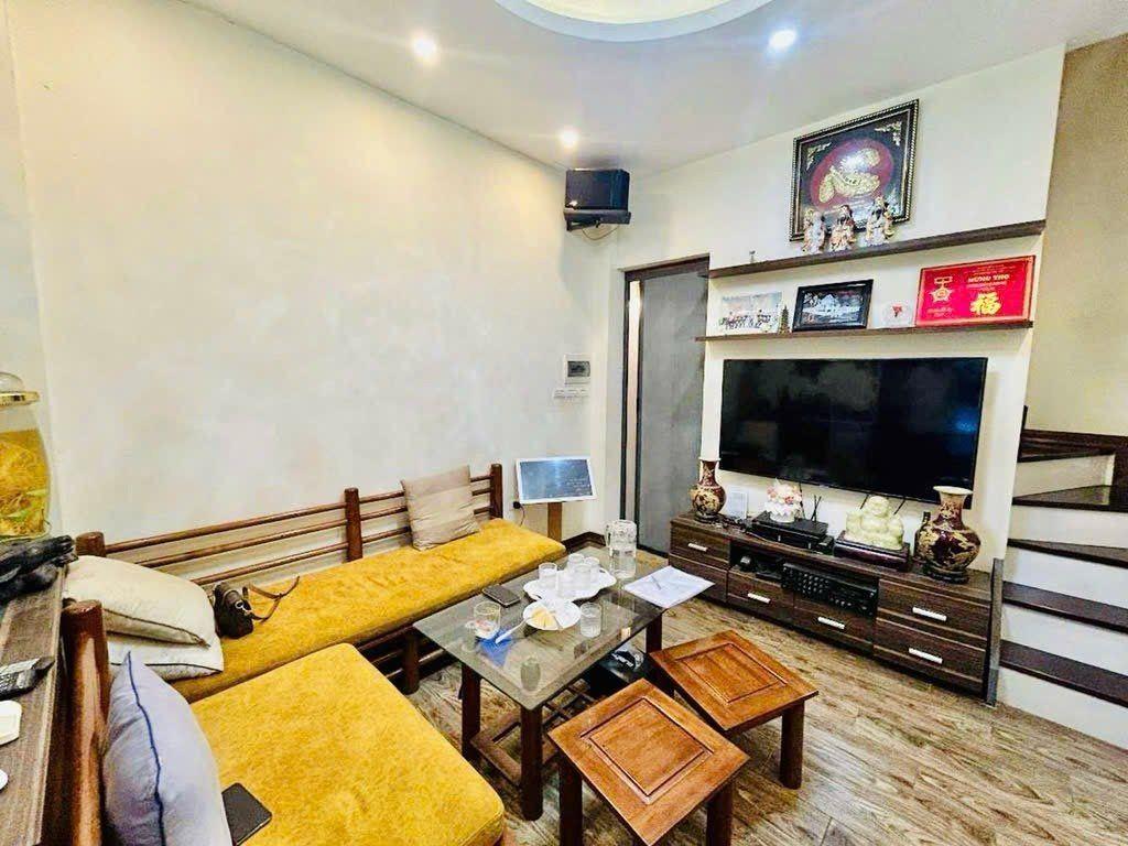 Mặt phố Tạ Quang Bửu 30m2, 4 tầng đẹp kinh doanh giá 13 tỷ hiếm Hai Bà Trưng