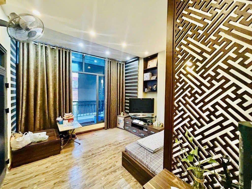 Mặt phố Tạ Quang Bửu 30m2, 4 tầng đẹp kinh doanh giá 13 tỷ hiếm Hai Bà Trưng
