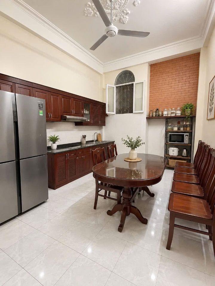 Hạ 700 triệu nhà phố Thái Hà 49m2, 4 tầng đường ô tô 4 chỗ trung tâm quận Đống Đa