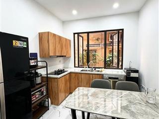 Nhà phố Tạ Quang Bửu 30m2, 5 tầng đẹp ô tô 4 chỗ giá nhỉnh 11 tỷ gần Công Viên Thống Nhất